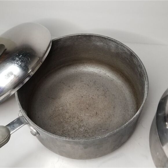 Circulon pots with lids set - Picture 5 of 11